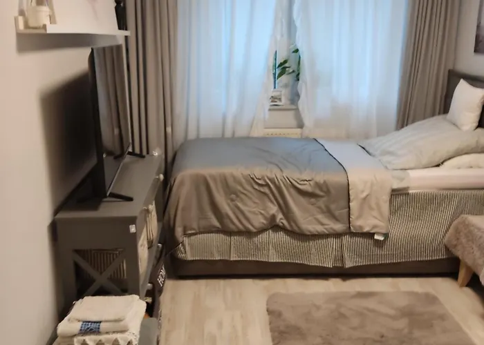 Bed and breakfast Deluxe Einzelzimmer Nur Für Max 1 Nacht Buchbar Abends Rein Morgens Raus Bielefeld