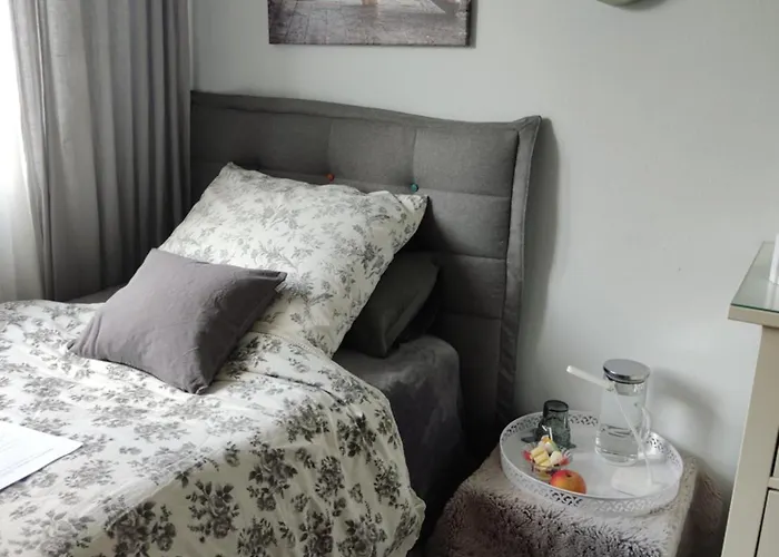 Deluxe Einzelzimmer Nur Für Max 1 Nacht Buchbar Abends Rein Morgens Raus *